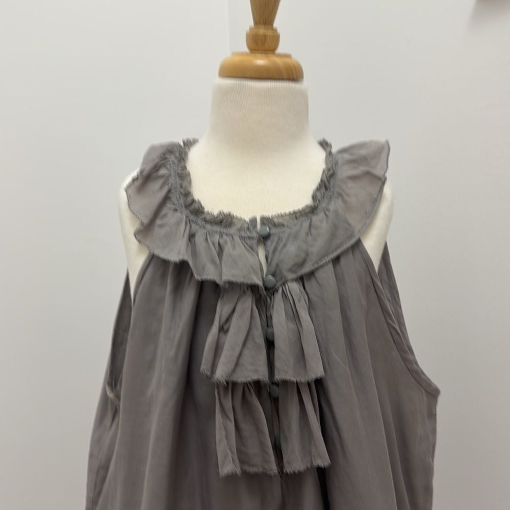 J. Crew 100% silk layered lined ruffle sleeveless gray size medium - Picture 3 of 8